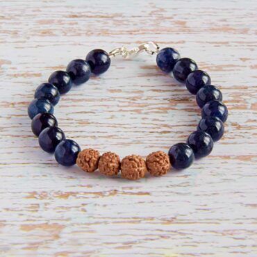 "Calm in the Storm" rudrakša narukvica